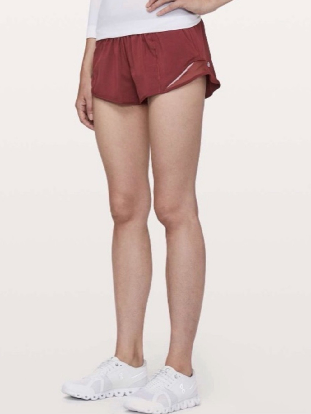 lululemon athletica Hotty Hot Short II 2.5”Savannah Rust Size 8 Swift Lined